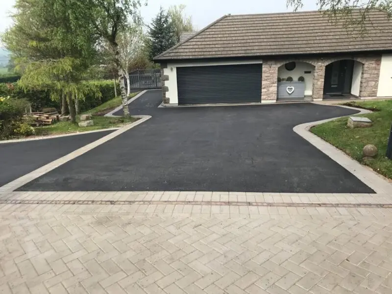 Tarmac Gallery