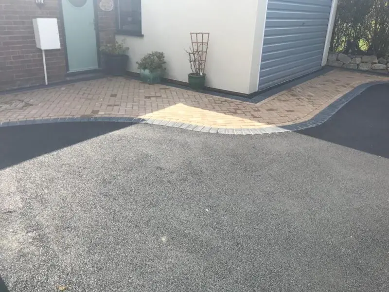 Tarmac Gallery
